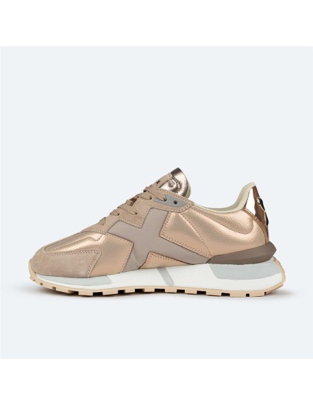 Zapatilla SOKU 18 de mujer MUNICH en color dorado
