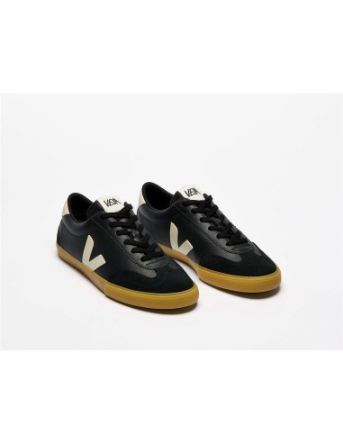 VEJA VOLLEY OT LEATHER BLACK PIERRE DE MUJER VO2020510A CUERO ORGANICO