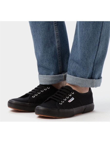 Zapatilla SUPERGA clasica unisex de lona de algodón.