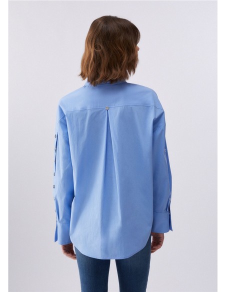 CAMISERA AMPLIA BOTONES MANGA AZUL CELESTE