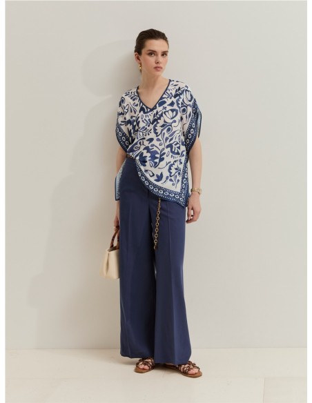 CAMISA PONCHO ESTAMPADO HOJAS AZUL