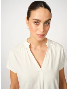 SHIRA-CAMISETA PICO PLIEGUE DE CRUDO 2