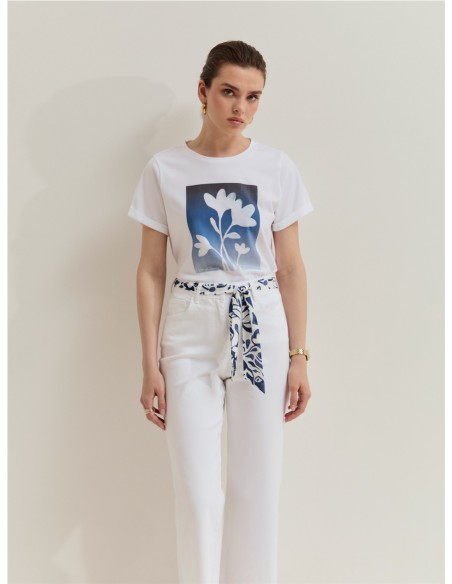 CAMISETA CR.EST FLOR DELANTERO BLANCO Y AZUL