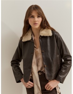 LP008176 Cazadora piel de mujer con cuello desmontable LION OF PORCHES